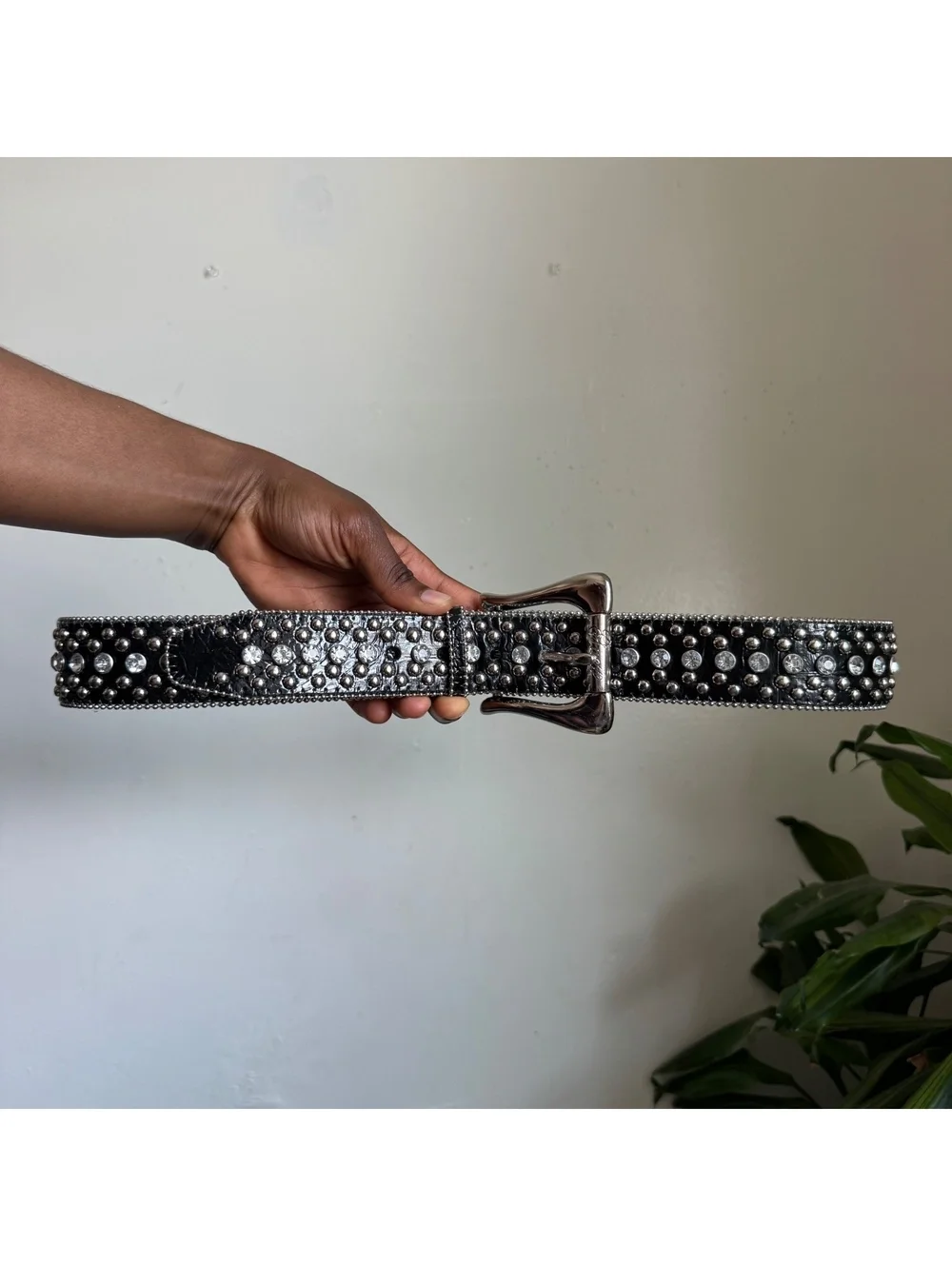 Y2K Guess Rhinestone Studded Croc-Embossed Black Leather Belt size M Fits M-L
